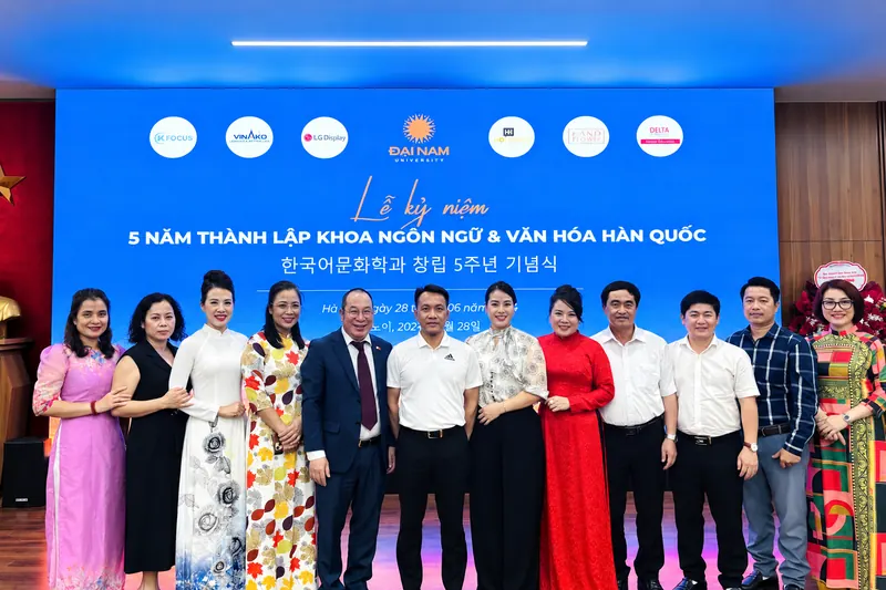 Lễ kỷ niệm 5 năm thành lập Khoa Ngôn ngữ & Văn hóa Hàn Quốc — Trường Đại học Đại Nam